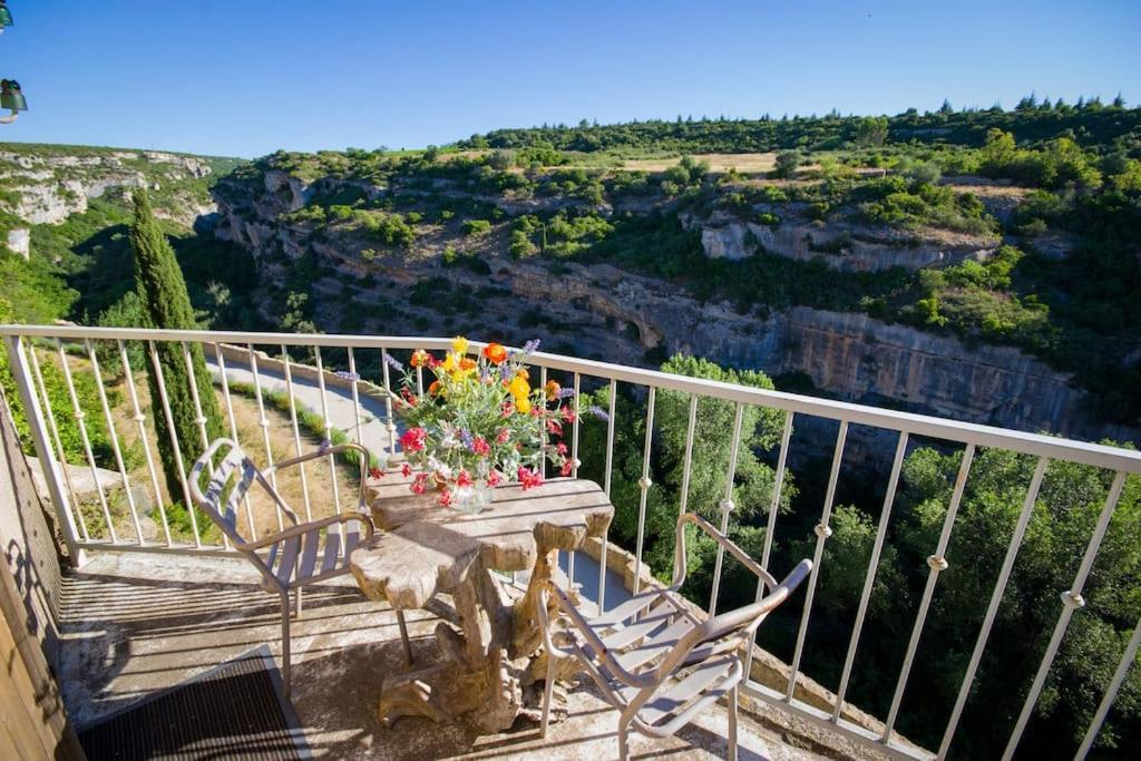 Apartament Le Brianyourhosthelper Minerve Zewnętrze zdjęcie